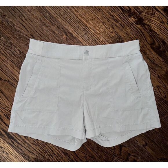 Athleta Pants - Athleta Women's Renegade Utility‎ Shorts Gray Size 10 Casual Summer